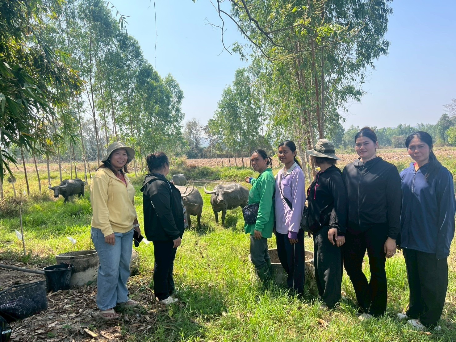 สพอ.วัดโบสถ์ ลงพื้นที่ให้คำแนะนำกลุ่มสตรีที่ประสงค์เสนอโครงการขอรับการสนับสนุนเงินกองทุนพัฒนาบทบาทสตรี ประเภทกองทุนหมุนเวียน(เงินกู้) ประจำปี 2569