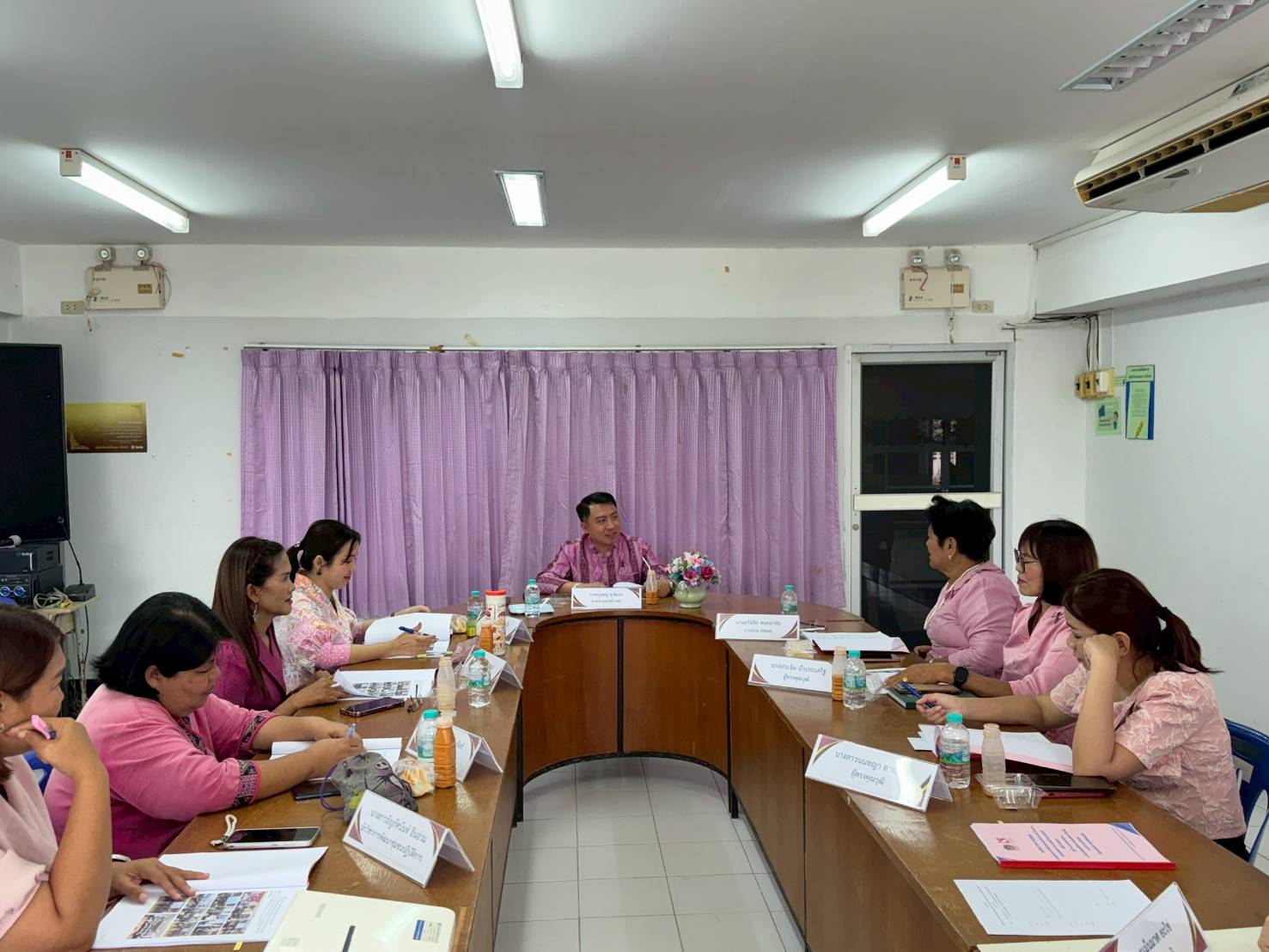สพอ. วัดโบสถ์  จัดประชุมคณะอนุกรรมการกลั่นกรองและติดตามการดำเนินงานกองทุนพัฒนาบทบาทสตรีอำเภอ (อกส.อ.) ครั้งที่ 3/2569