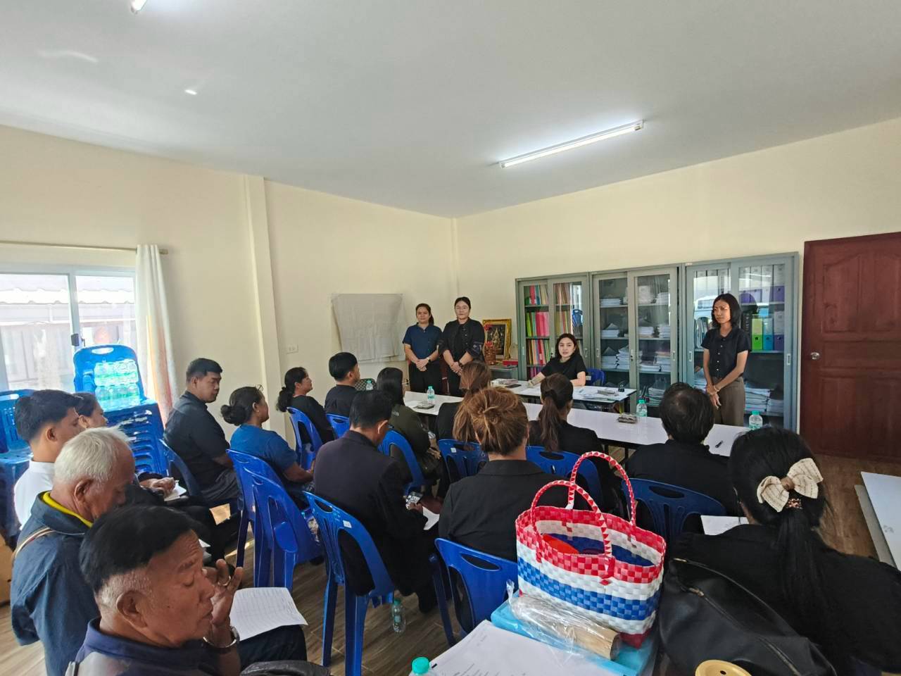 สพอ.วัดโบสถ์ ดำเนินการประชุมจัดตั้งชมรมผู้นำอาสาพัฒนาชุมชน (ผู้นำ อช.) ระดับอำเภอ 